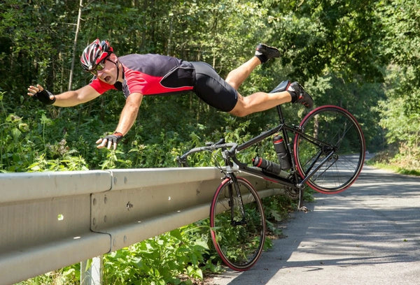 Pourquoi est-ce qu'on ne tombe pas lorsqu'on fait du vélo ?