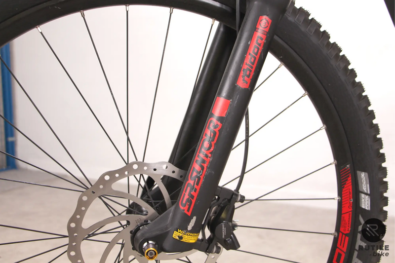 Centurion Backfire E R860i