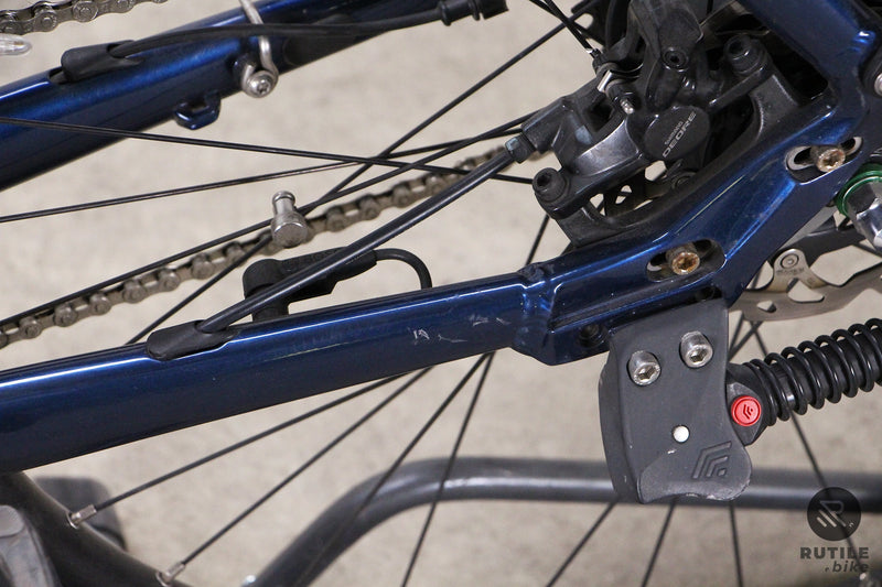 Vélo électrique Velo de Ville AEB 800 Nexus Vélo électrique vtc - Rutile