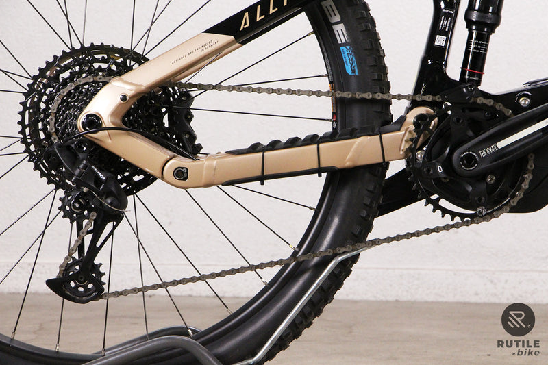 Vélo électrique Haibike AllTrail 7 Autres VAE - Rutile