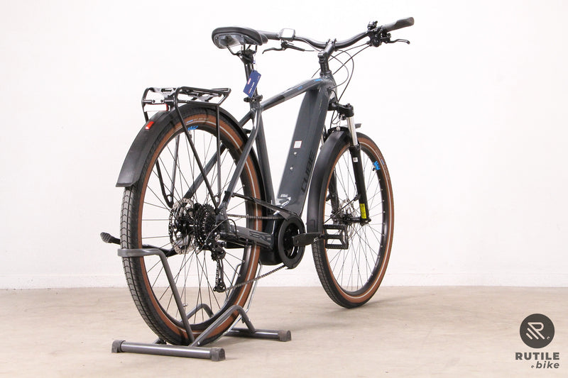 Vélo électrique Cube Touring Hybrid One 625 Vélo électrique ville - Rutile