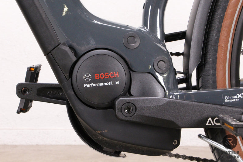 Vélo électrique Cube Touring Hybrid One 625 Vélo électrique ville - Rutile