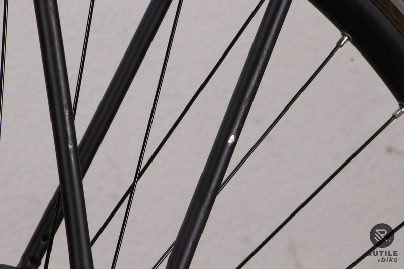Vélo électrique Cube Touring Hybrid One 625 Vélo électrique ville - Rutile