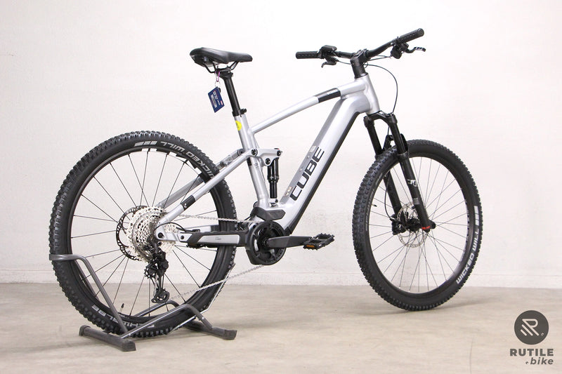 Cube Stereo Hybrid 120 Race 750