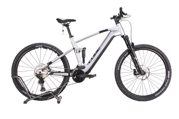Cube Stereo Hybrid 120 Race 750