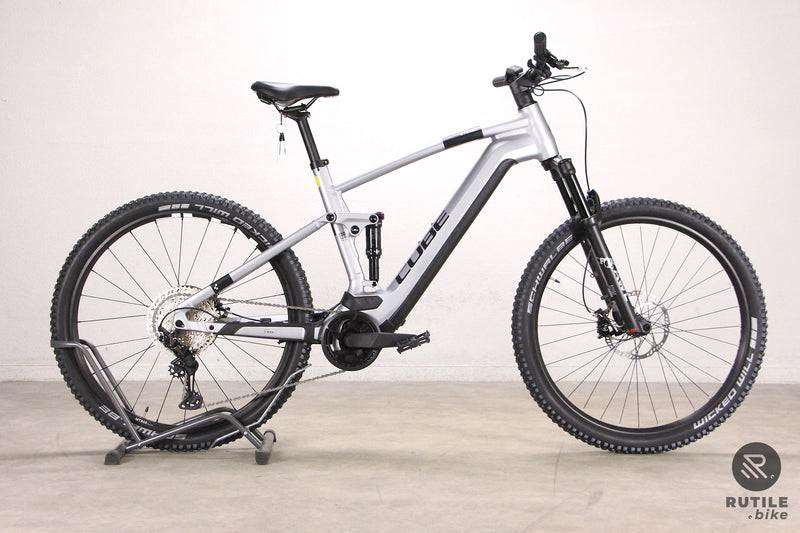 Cube Stereo Hybrid 120 Race 750