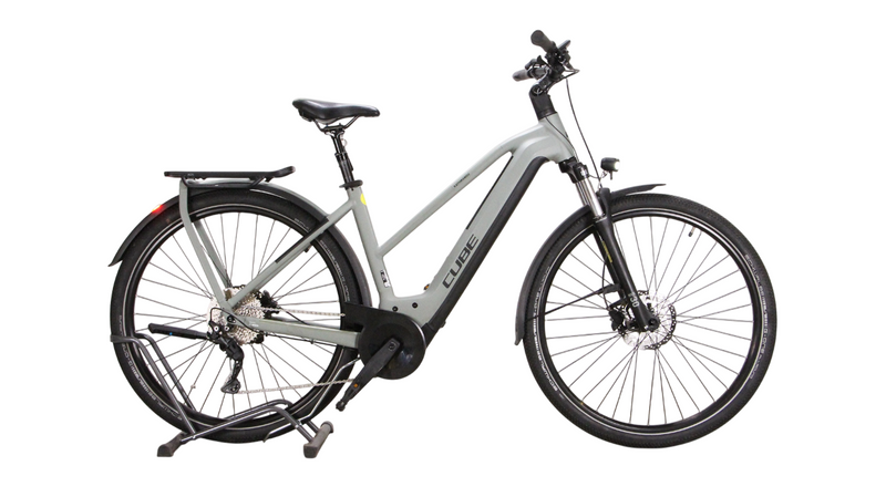 Cube Kathmandu Hybrid ONE 750