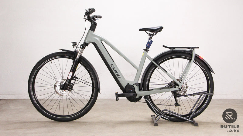 Cube Kathmandu Hybrid ONE 750