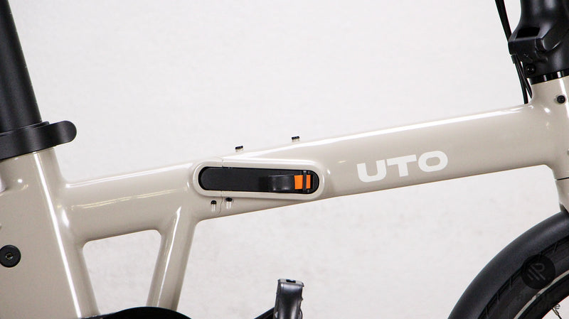 UTO PRO20 V2 Taupe Satin