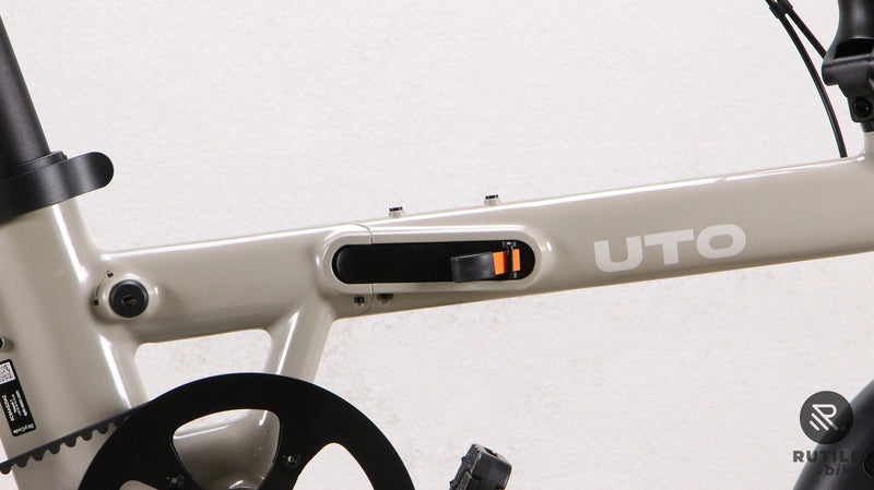 UTO PRO16 Taupe Satin