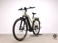 Cube Kathmandu Hybrid Pro 625