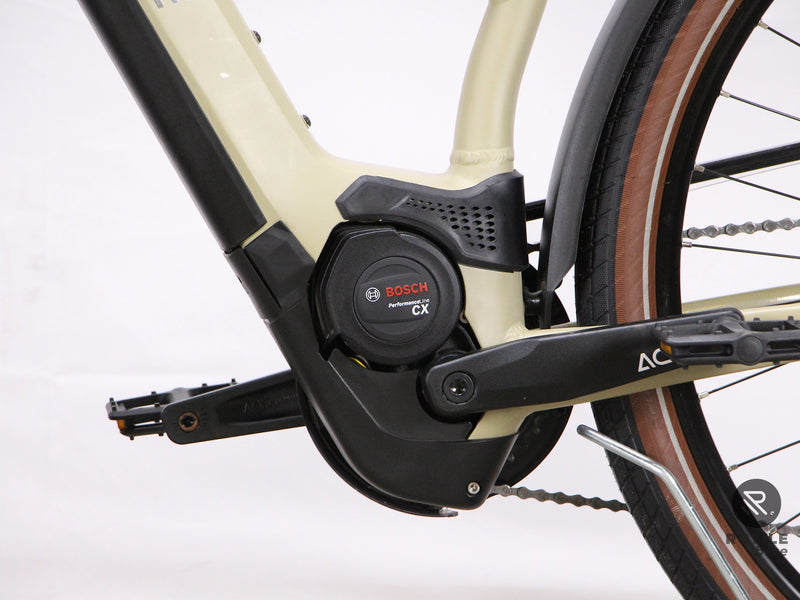 Cube Kathmandu Hybrid Pro 625