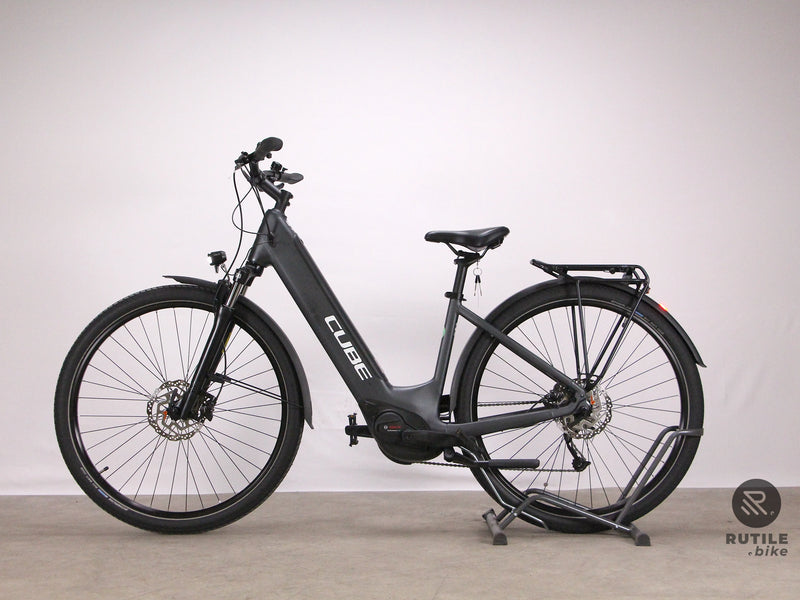 Cube Touring Hybrid One 625