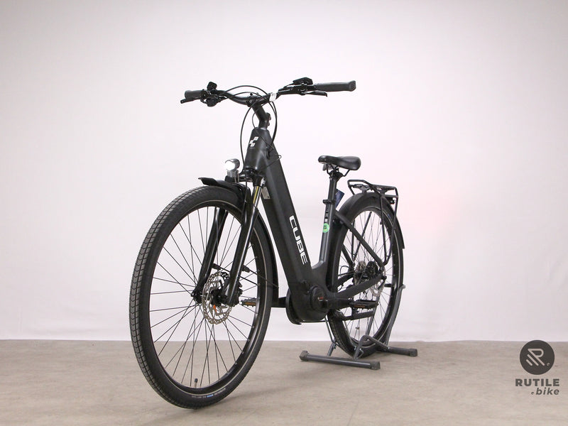 Cube Touring Hybrid One 625