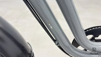 UTO OG200 Gris Graphite  + Pare Jupe + Siège Enfant + Porte-Bagages