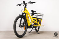 Vue de face du Vélo cargo électrique Yuba Spicy Curry Jaune 