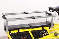 Vue de dessus des équipements du Vélo cargo électrique Yuba Spicy Curry Jaune 