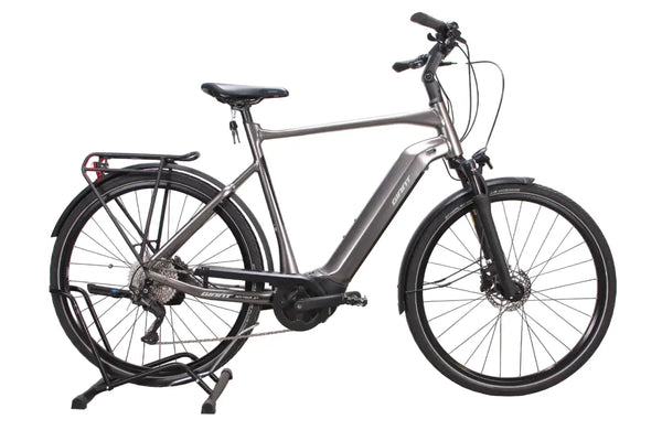 Vélo électrique Giant Anytour E+ 2 Vélo électrique vtc - Rutile