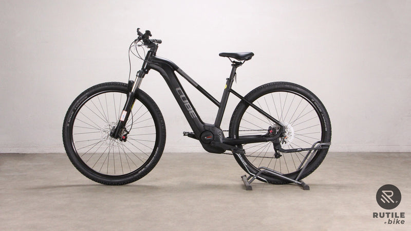 Cube Reaction Hybrid Performance Trapez