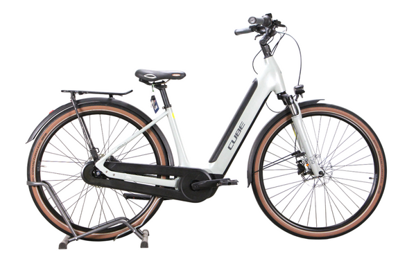Cube Supreme Hybrid One 500